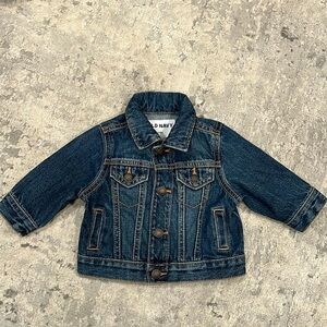 OLD NAVY UNISEX MEDIUM WASH JEAN JACKET SIZE 3-6 MONTHS